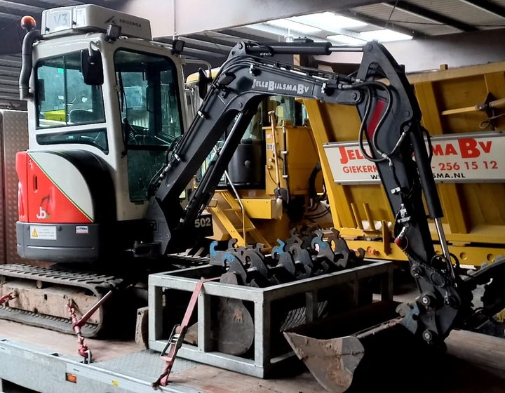  Doosan DX27z