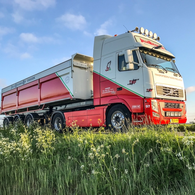 Vrachtautu TNF.jpg